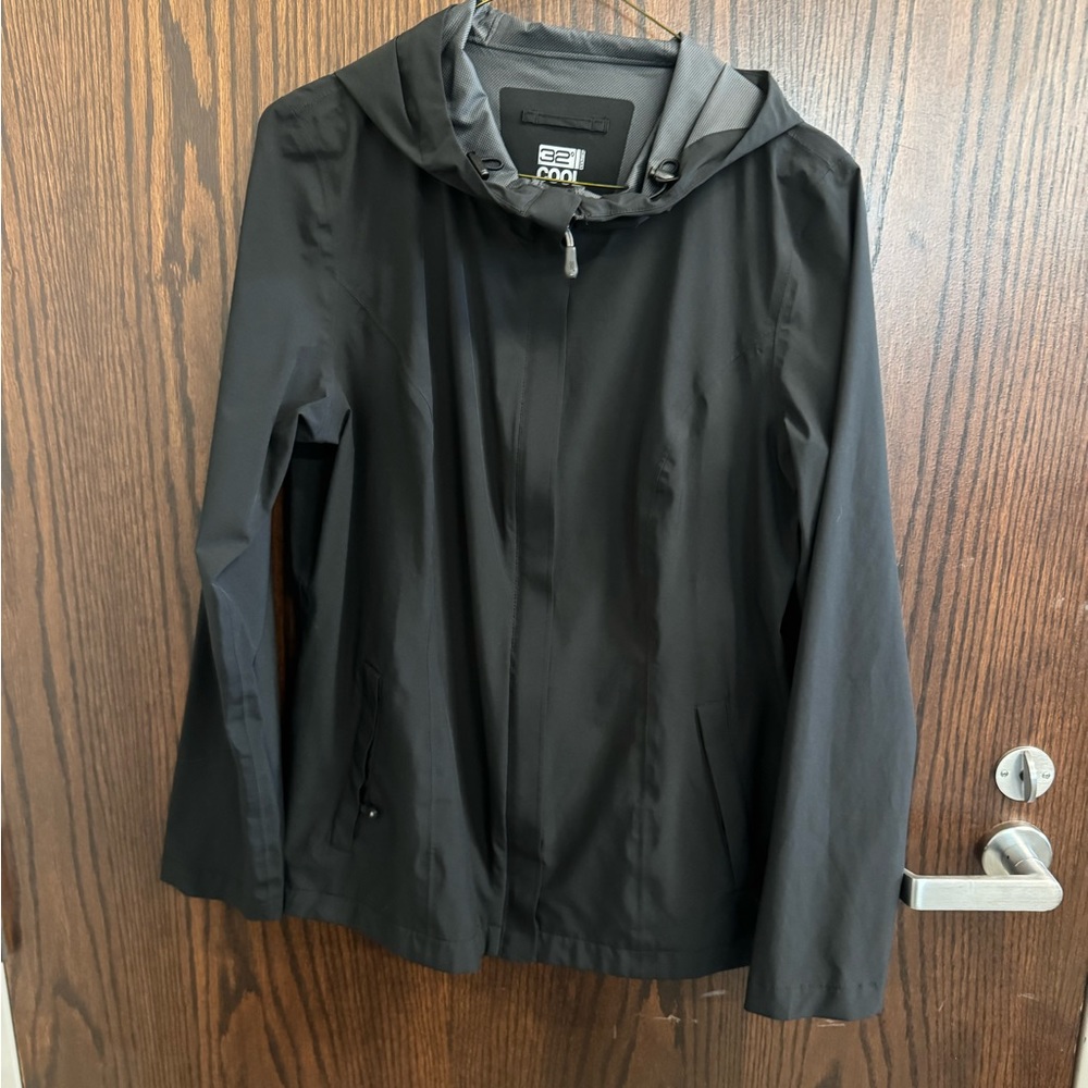 32° Cool Black Hooded Jacket